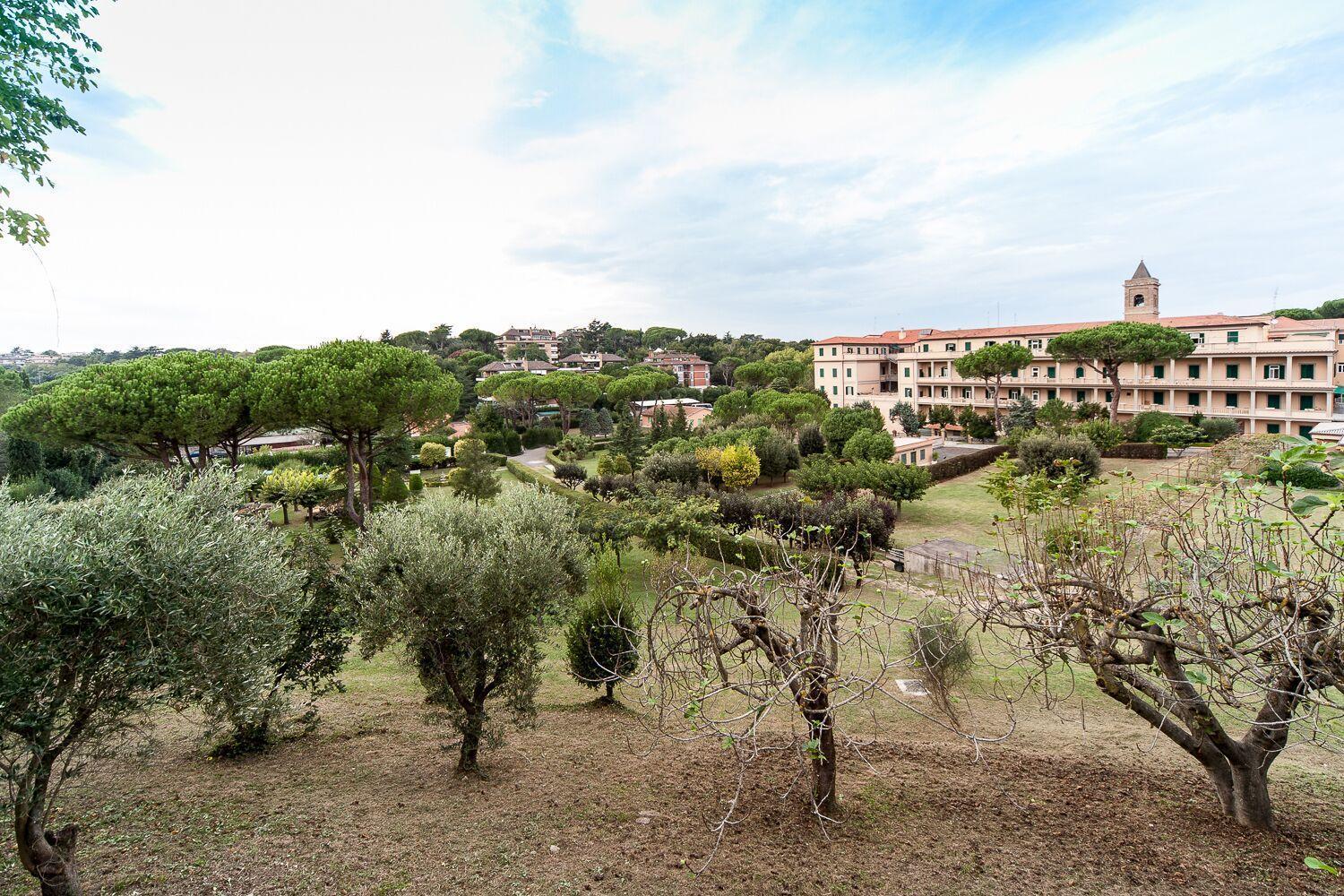 Mons Aureus Resort - Rome — Foto 3